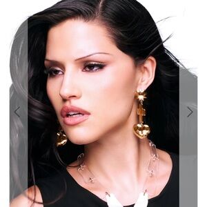 8 OTHER REASONS MONTEGUE EARRING